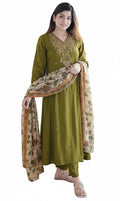 Women Embroidery Kurta and Pant Set with Dupataa