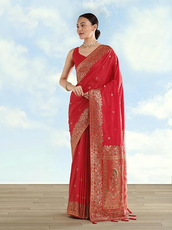 Women's Kanjivaram Style Soft Silk Saree With Blouse For Wedding