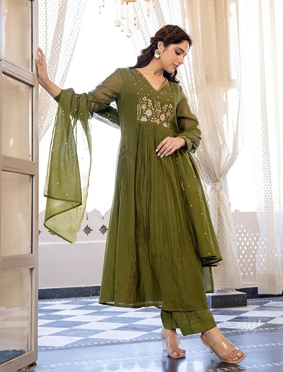 Women Embroidery Solid Anarkali Kurta and Pant Set with Dupatta